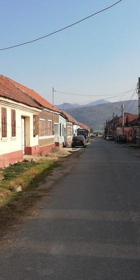 Casă cu 3 camere cu Teren 400 Mp în Liubcova