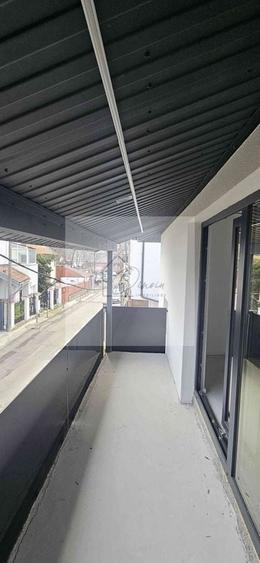Casă individuală cu 5 camere cu Canalizare în Tineretului