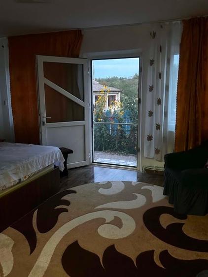 Casă cu 4 camere cu Teren 1000 Mp în Central