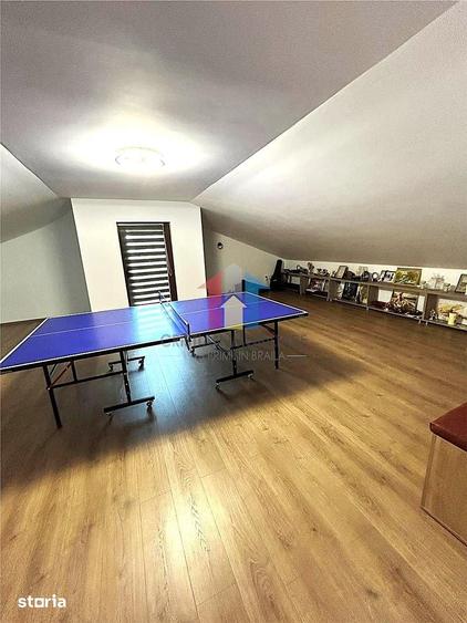 Casă cu 5 camere cu Teren 3789 Mp în Chiscani