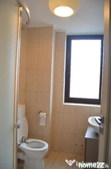 Apartament cu 3 camere decomandat în Dealul Cetății