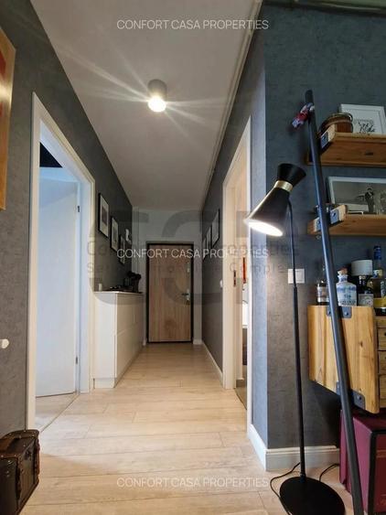Apartament cu 3 camere în Victoriei