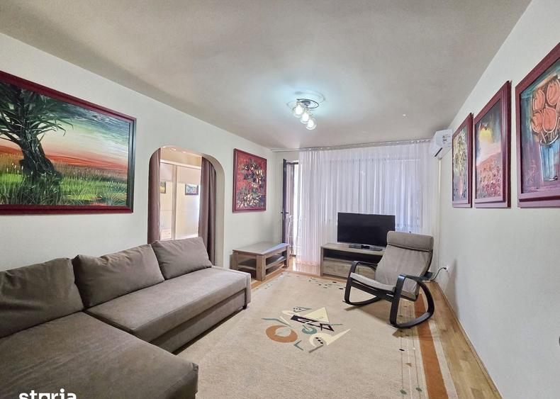 Apartament cu 4 camere decomandat, mobilat în Mazepa 1