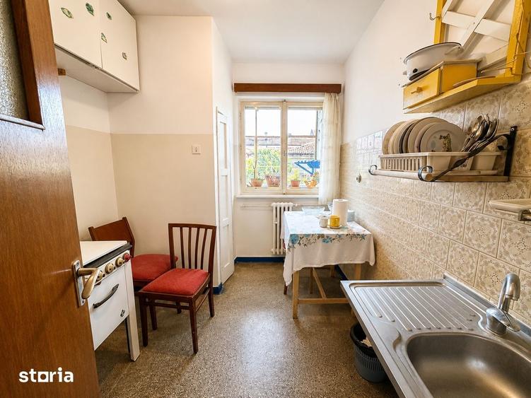 Apartament cu 3 camere semidecomandat în Ultracentral