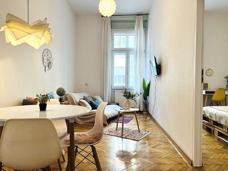 Apartament cu 2 camere semidecomandat, mobilat în Ultracentral