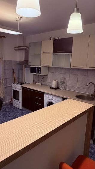 Apartament cu 2 camere decomandat în Gorjului