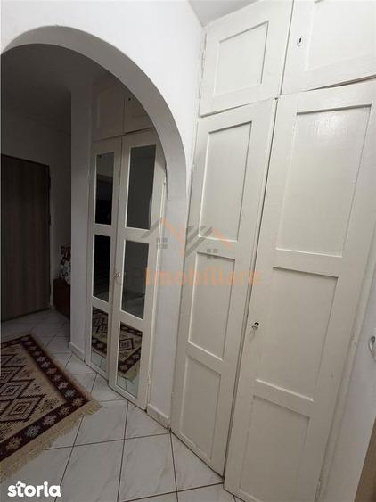 Apartament cu 2 camere decomandat în Rogerius