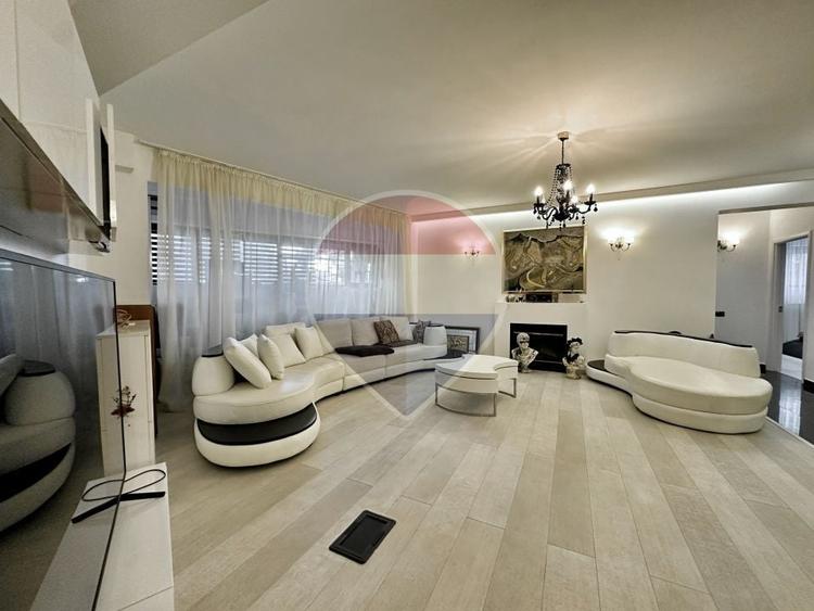 Apartament cu 3 camere decomandat, mobilat în Dămăroaia