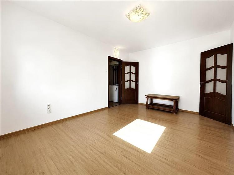 Apartament cu 2 camere in curs de mobilare zona Astra - 2