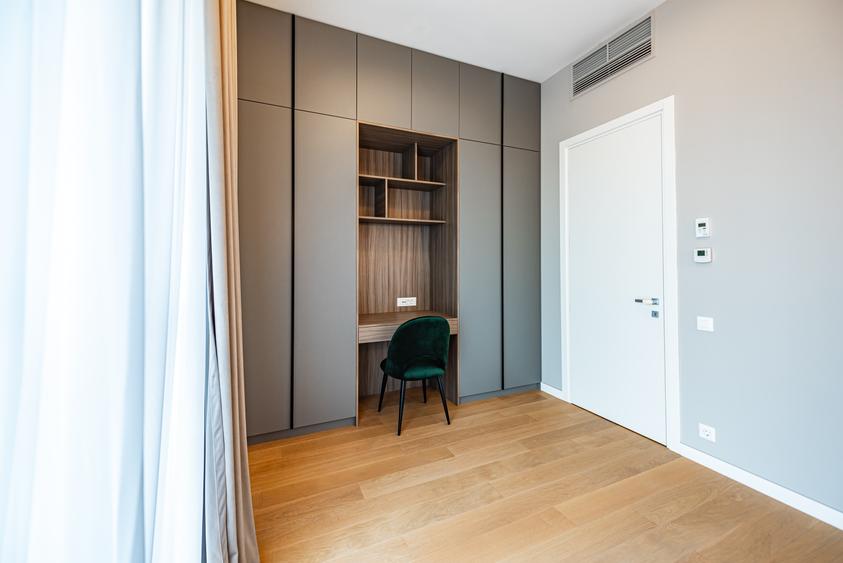 Apartament cu 3 camere în Barbu Văcărescu