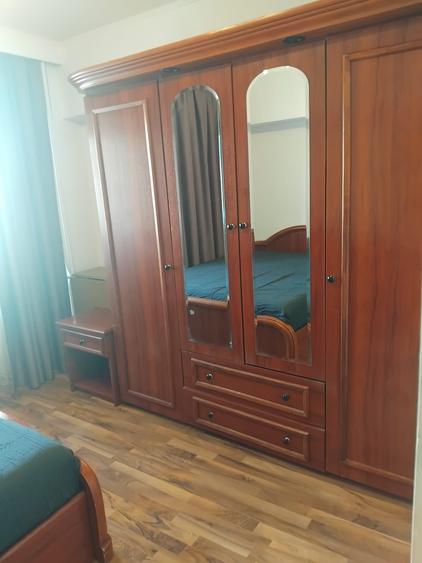 Apartament cu 2 camere decomandat în Trocadero
