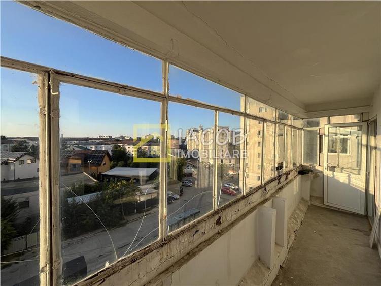 Apartament cu 2 camere decomandat în Central
