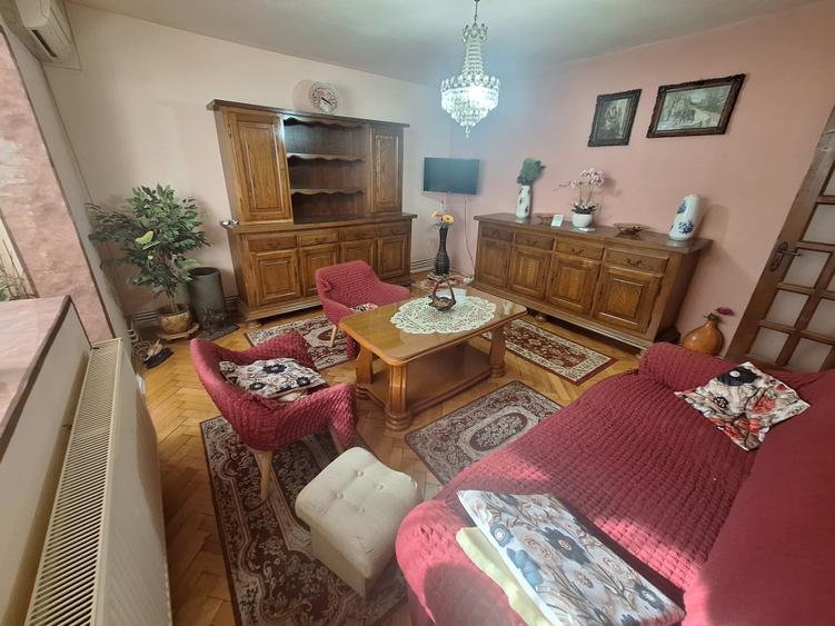 Apartament cu 2 camere decomandat în Simion Bărnuțiu