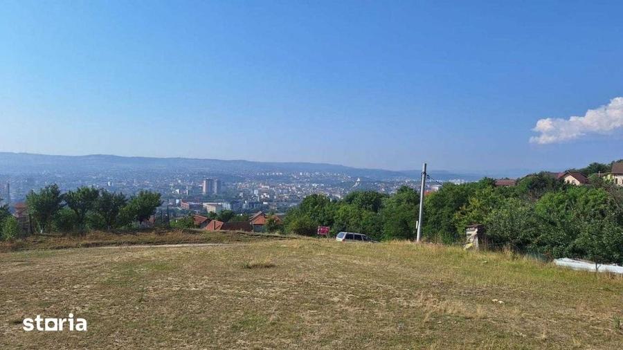 Teren de 500 mp, în Iris