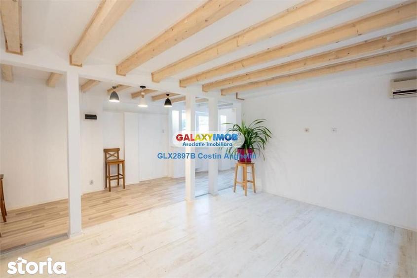 Casă cu 5 camere cu Teren 70 Mp în Romană
