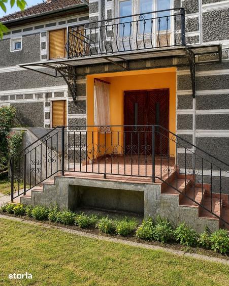 Casă cu 5 camere cu Teren 4605 Mp în Lugașu de Jos