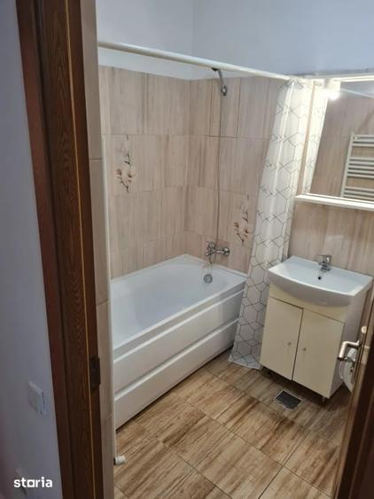 &Icirc;nchiriez apartament 3 camere - 11