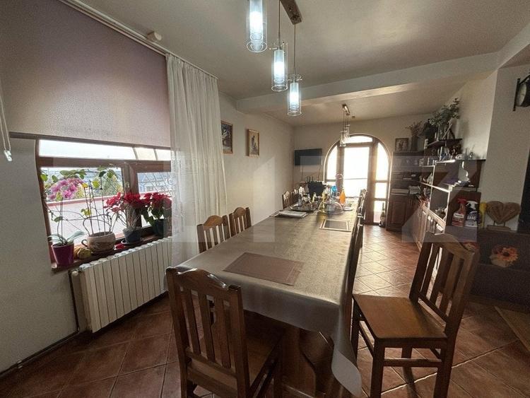 Casă cu 5 camere cu Teren 2300 Mp în Aninoasa