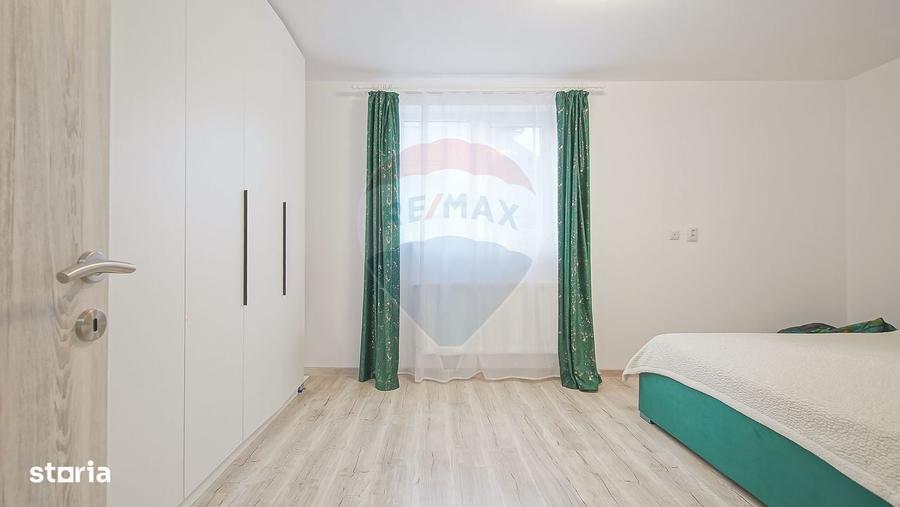 Casă cu 4 camere cu Teren 293 Mp în Central