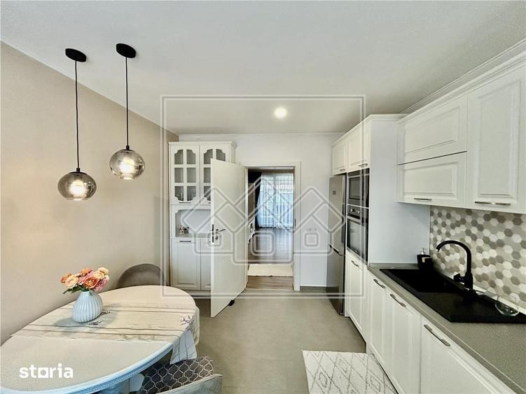 Apartament cu 3 camere decomandat în Șelimbăr