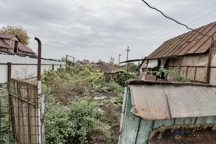 Casă cu 4 camere cu Canalizare în Săvinești