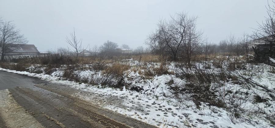 Teren Construcții intravilan de 2300 mp, în Vânători