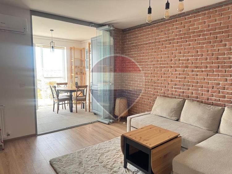 Apartament cu 3 camere semidecomandat, mobilat în Theodor Pallady