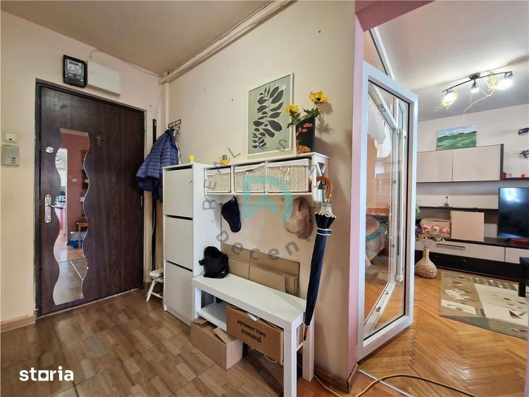 Apartament cu 3 camere decomandat în Griviței