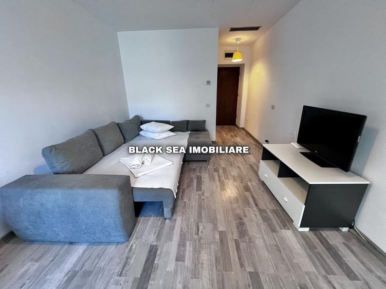 Apartament cu 2 camere decomandat, mobilat în Sat Vacanță