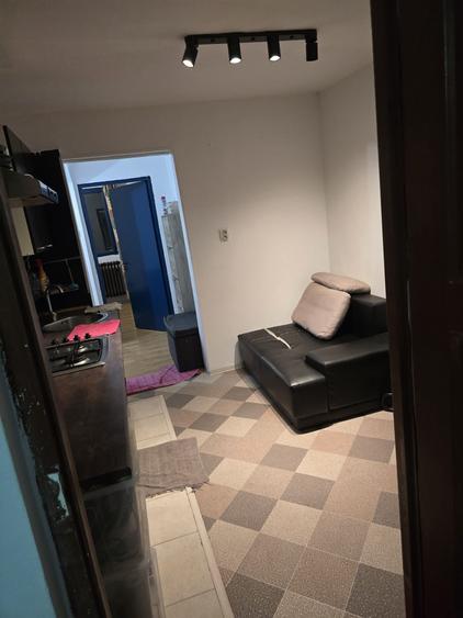 Apartament cu 2 camere decomandat în Gorjului