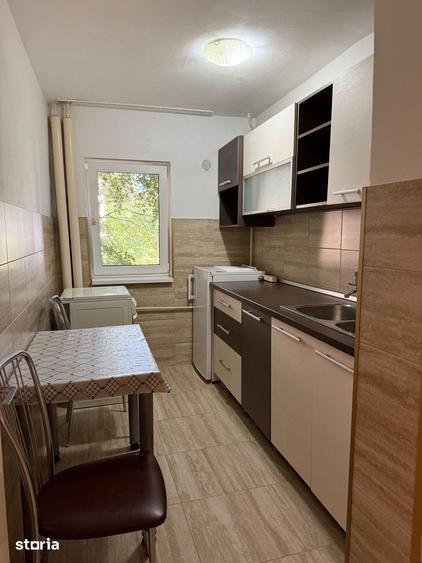 Garsonieră decomandată în Complex Studențesc