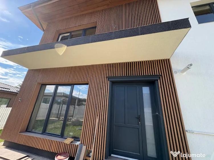 Casă cu 4 camere cu Teren 250 Mp în Vișan