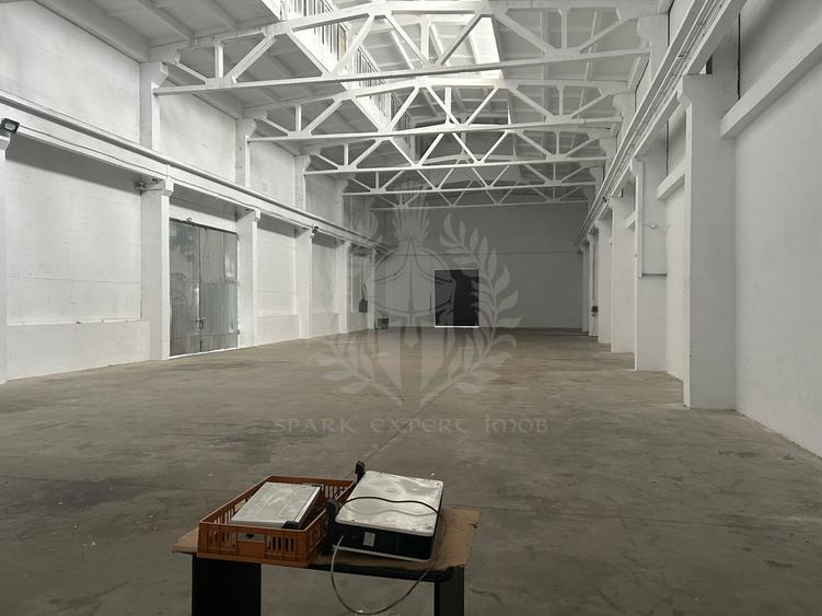 Spațiu industrial, de 1,100 mp, în Mihai Bravu