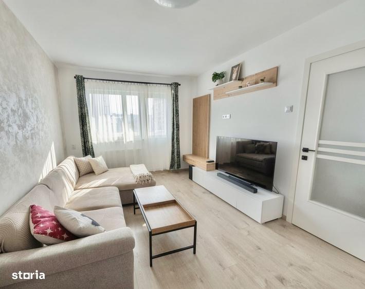 Apartament cu 2 camere decomandat în Dâmbu Pietros