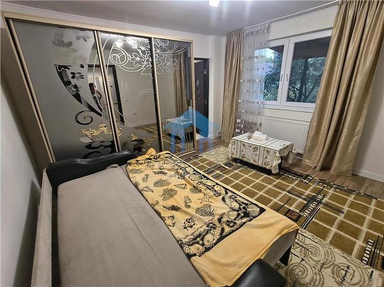 Garsonieră decomandată în Zorilor
