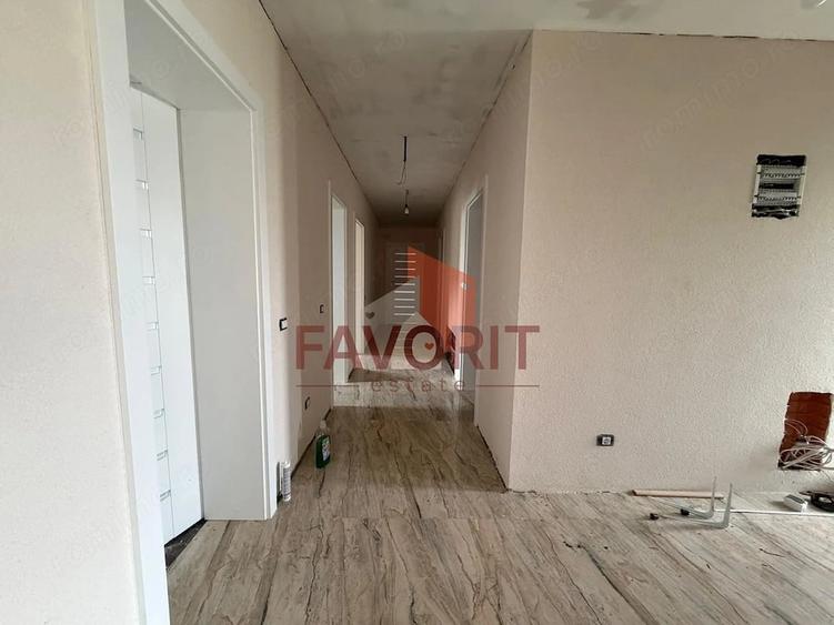 Casă cu 4 camere cu Teren 860 Mp în Covaci