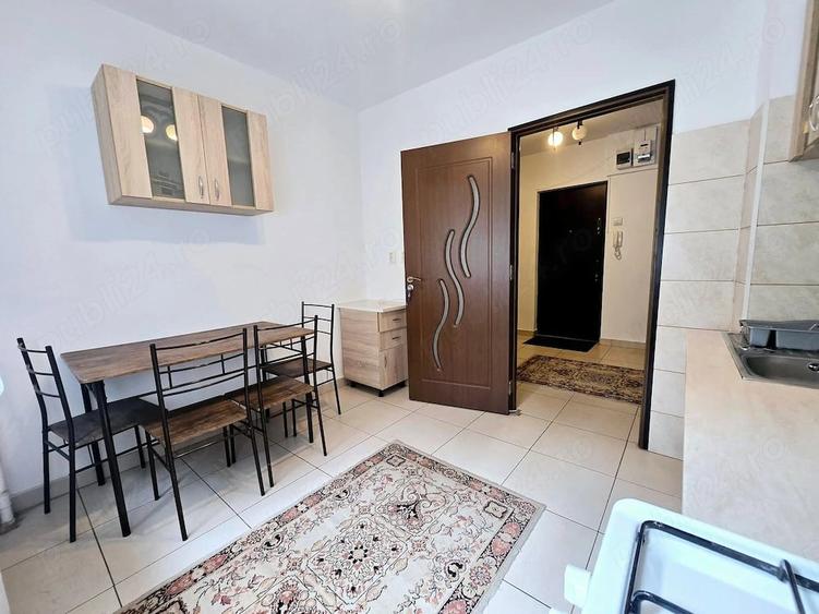 Apartament cu 2 camere semidecomandat în Ștefan cel Mare