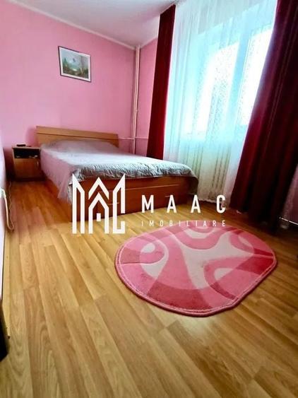 Apartament cu 3 camere decomandat, mobilat în Petrișor