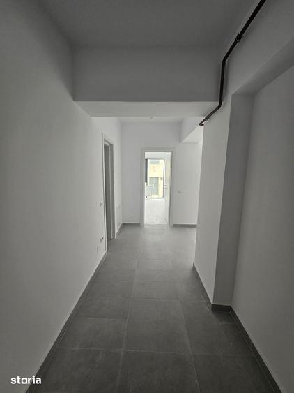 Apartament cu 2 camere decomandat în Podu Roș