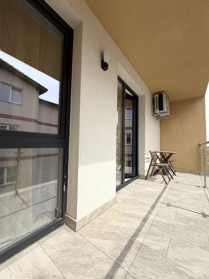 Apartament cu 2 camere decomandat în Giroc