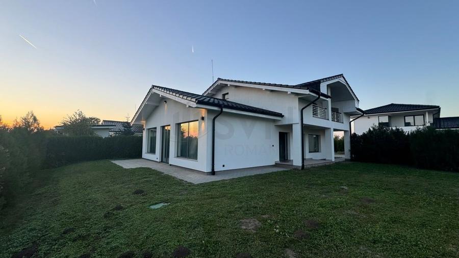 Casă individuală cu 5 camere cu Piscina în Snagov