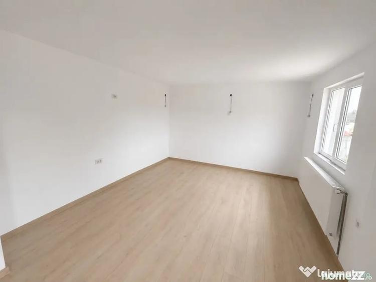 Casă cu 3 camere cu Teren 230 Mp în Central