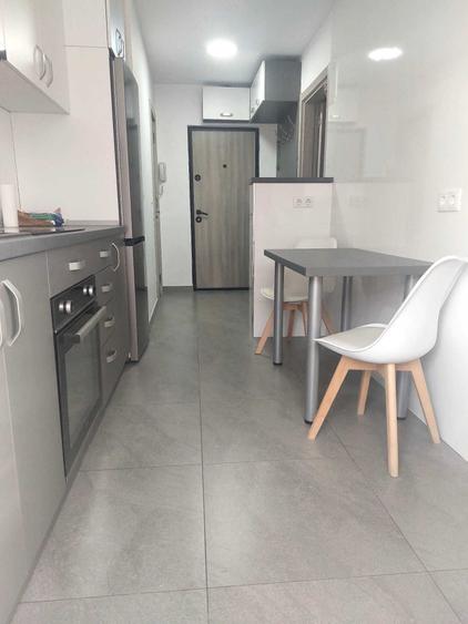 Apartament cu 2 camere decomandat în Nufărul