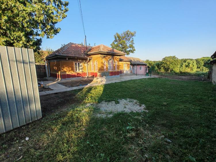 Teren de 1485 mp, în Petrăchioaia