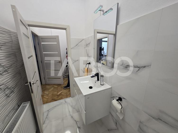Casă cu 4 camere decomandat cu Canalizare în Orașul de Jos
