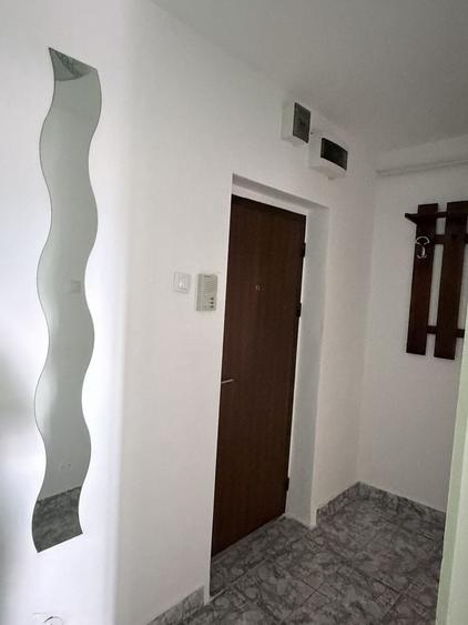 Garsonieră decomandată în Orizont