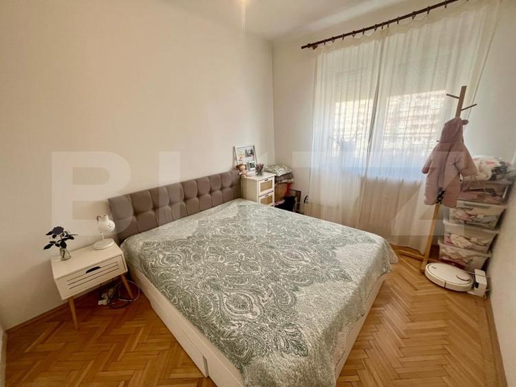 Apartament cu 2 camere semidecomandat, mobilat în Central