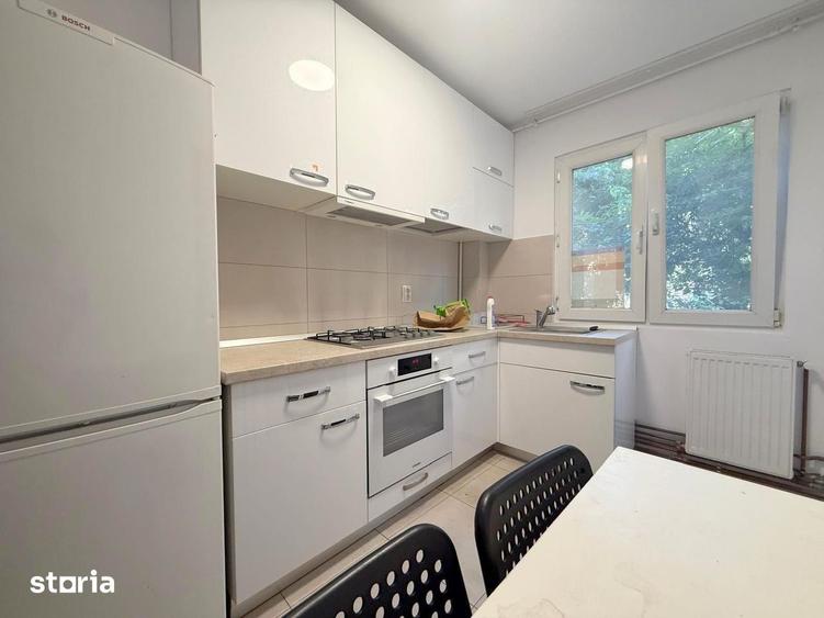 Apartament cu 2 camere, mobilat în Medicină