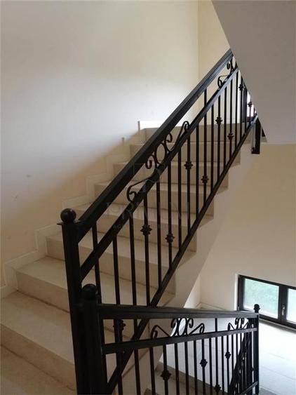 Apartament cu 2 camere decomandat în Dumbrăvița
