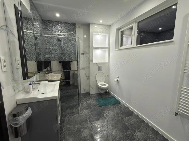 Apartament cu 2 camere decomandat, mobilat în Trivale